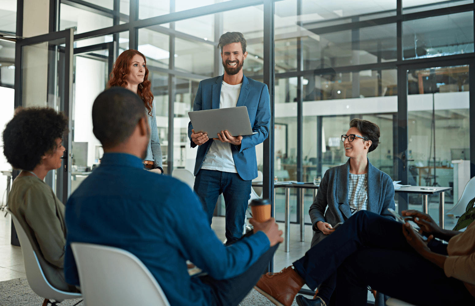 Corporate photo galleries: organise selections and deliver with care