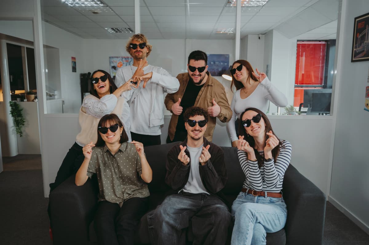 Pelli Team - Photographers and developers